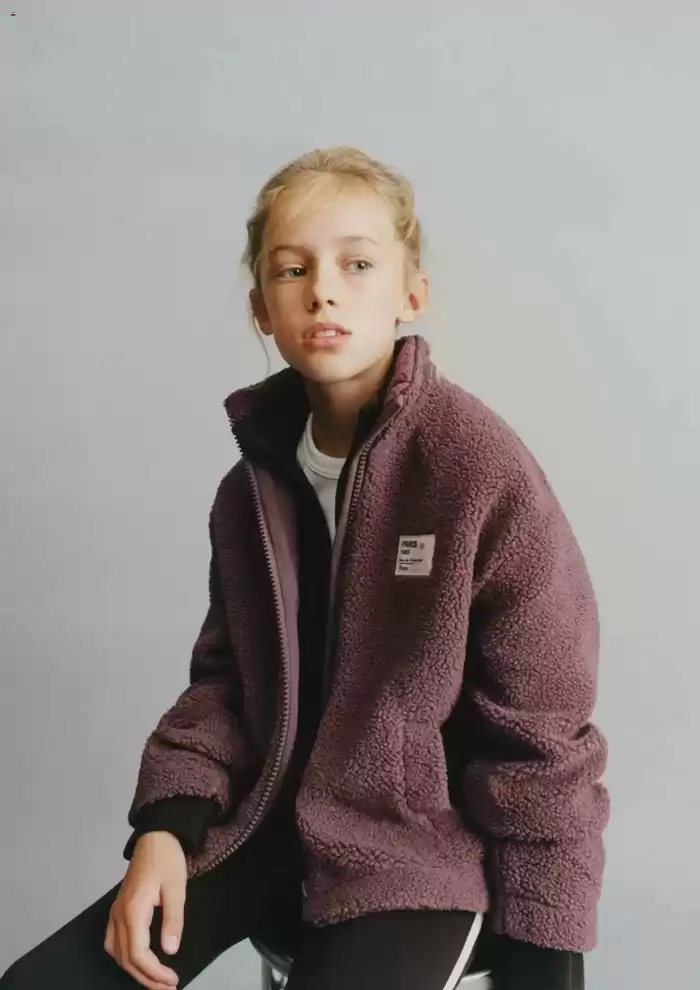 ZARA catalogue | Girls New In Clothes | 2024-10-10 - 2024-10-31