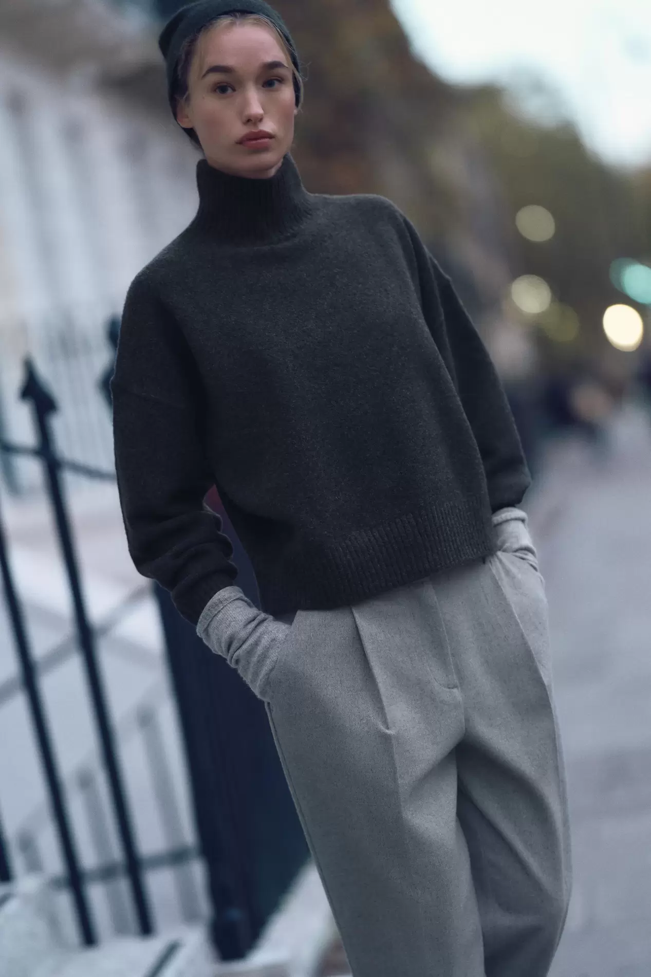 BASIC KNIT SOFT SWEATER offers at $59.9 in ZARA