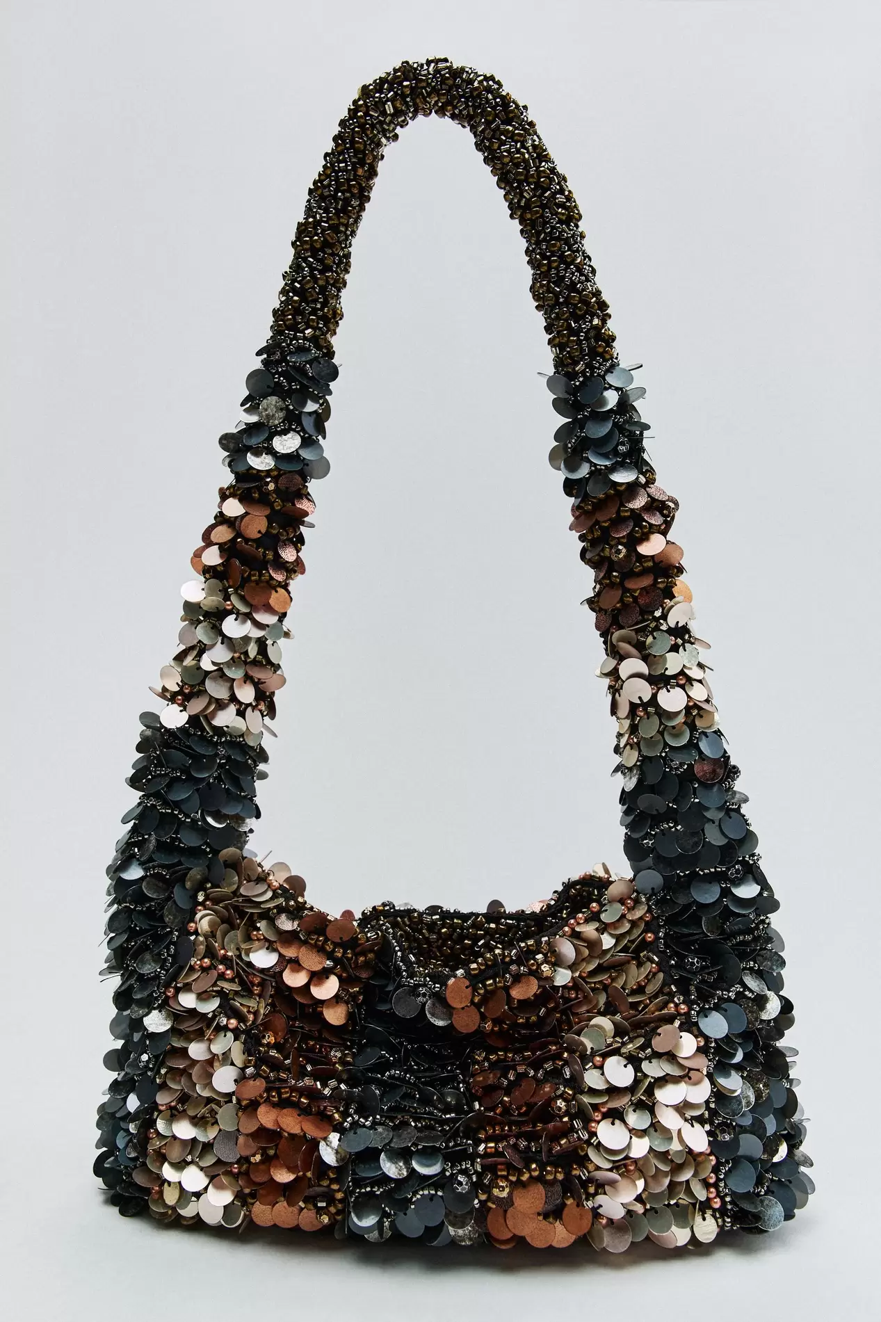 MULTICOLORED SEQUIN SHOULDER BAG offers at $79.9 in ZARA