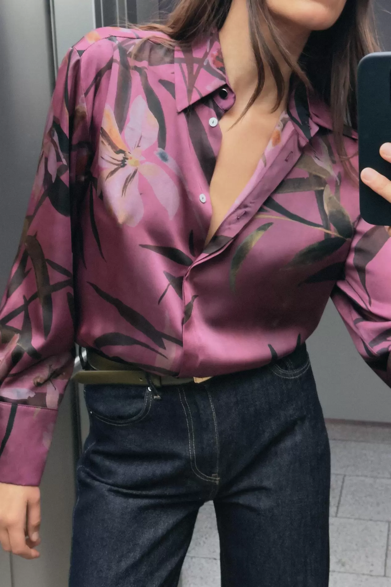 FLORAL PRINT SATIN EFFECT BLOUSE offers at $55.9 in ZARA