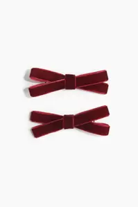 2-pack Velvet Bow Hair Clips offers at $7.99 in H&M