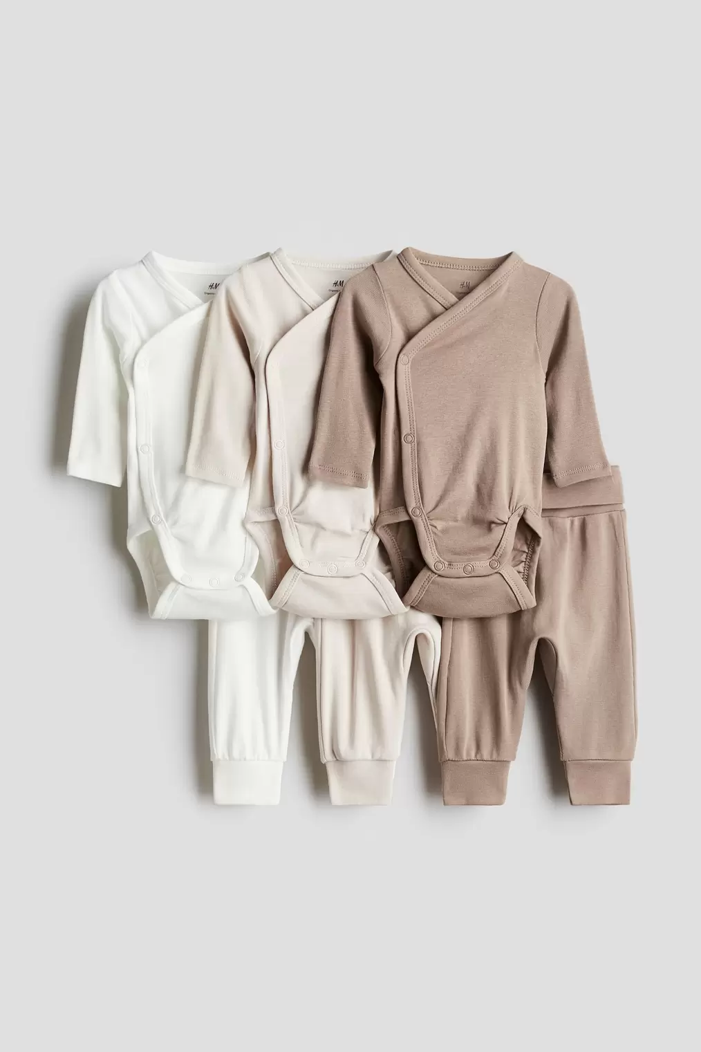 6-piece Bodysuit and Pants Set offers at $340040 in H&M