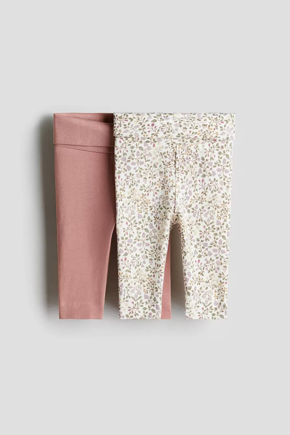 2-pack Cotton Jersey Leggings offers at $14.99 in H&M