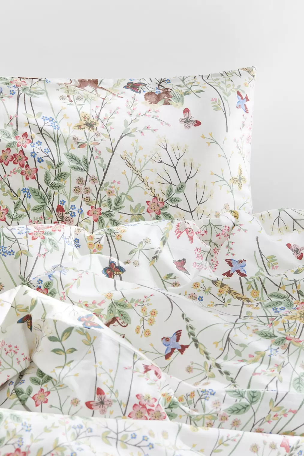 Patterned Cotton Duvet Cover Set offers at $44.99 in H&M