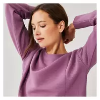 Active Long Sleeve offers at $28.94 in Joe Fresh