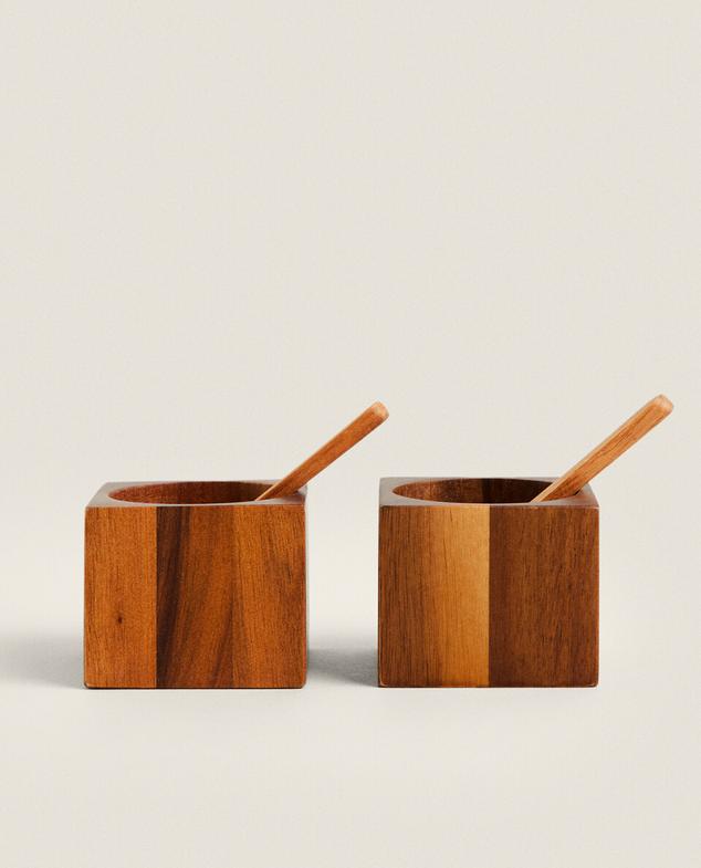 WOODEN SALT AND PEPPER SHAKER SET offers at $39.9 in ZARA HOME