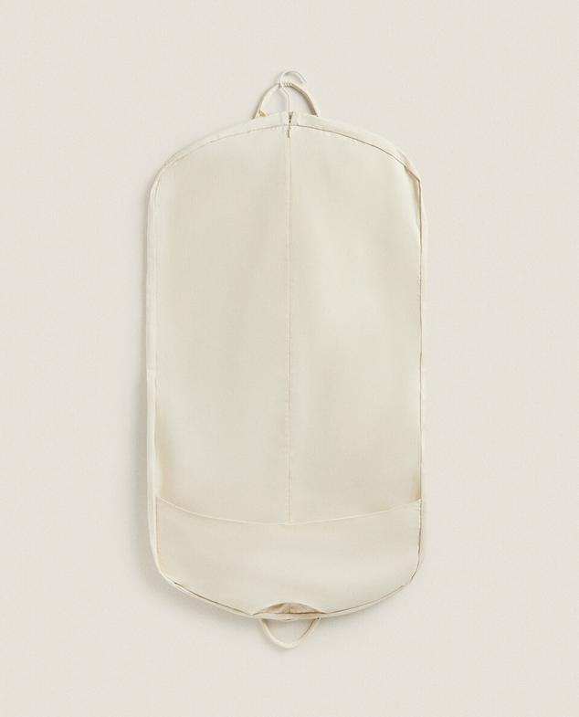 TRAVEL COTTON SUIT BAG offers at $69.9 in ZARA HOME