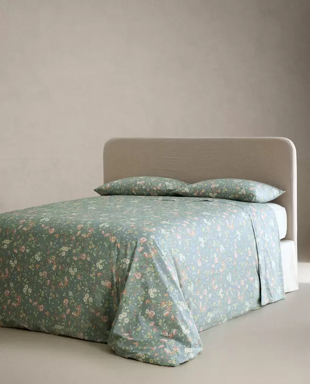 FLORAL PRINT DUVET COVER offers at $79.9 in ZARA HOME