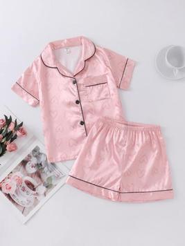 Girls Heart Print Contrast Piping Satin PJ Set offers at $18.49 in SheIn