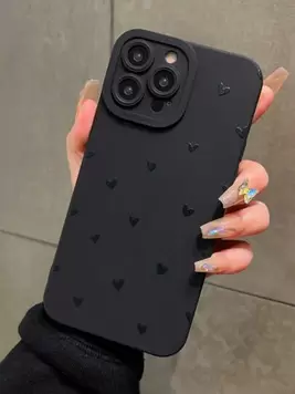 Maryam Alam Artist Dark Black Phone Case With Heart Pattern offers at $3.6 in SheIn