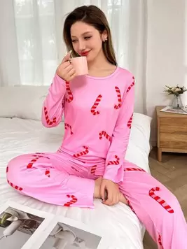 SHEIN Dream Adore Christmas Baguette & Candy Print Long Sleeve Pajama Set For Women offers at $13.49 in SheIn