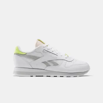 Classic leather shoes offers at $99.99 in Reebok