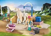 71354 - Isabella & Lioness avec aire de lavage pour chevaux offers at $52.99 in Playmobil