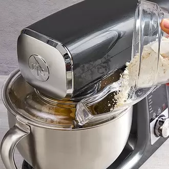 Deluxe Stand Mixer Pouring Shield offers at $25 in Pampered Chef