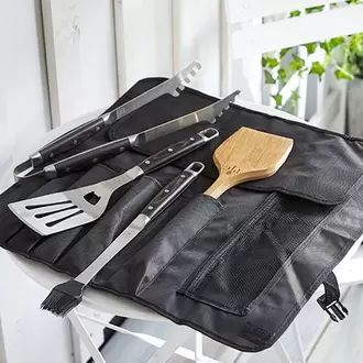 Grilling Tool Set offers at $80 in Pampered Chef