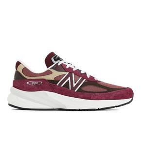 Made in USA 990v6
     
         
             Unisex Lifestyle offers at $284.99 in New Balance