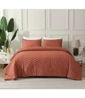 TUFTED 3pc COMFORTER SET offers at $52.49 in Beddington's