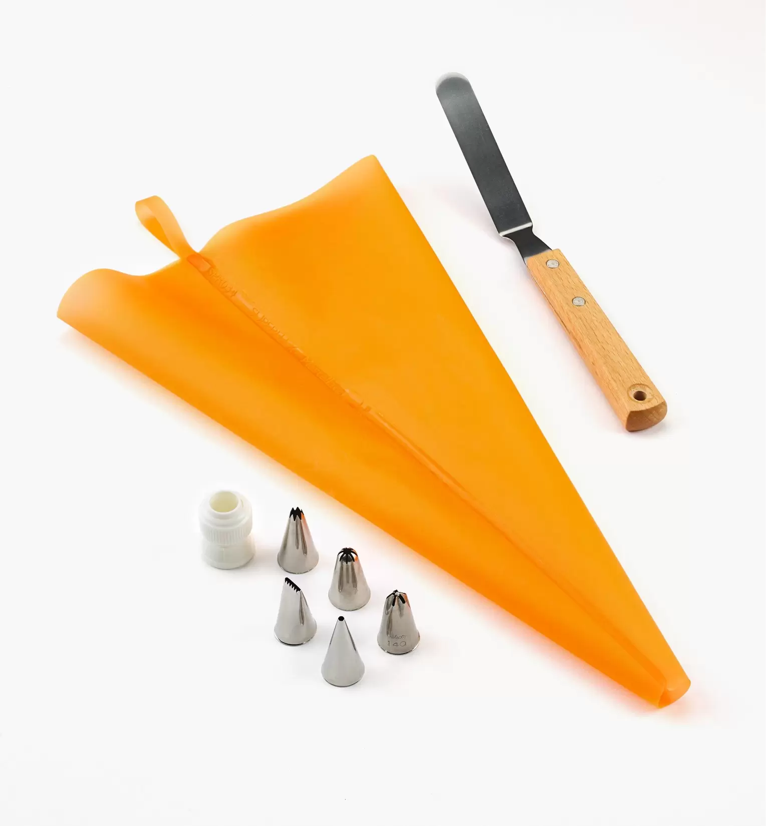 Cake Decorating Set offers at $39.5 in Lee Valley Tools