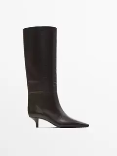 Heeled leather boots offers at $389 in Massimo Dutti