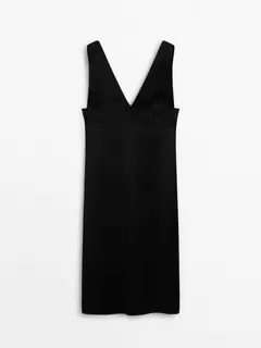 Midi dress with V-neckline offers at $219 in Massimo Dutti