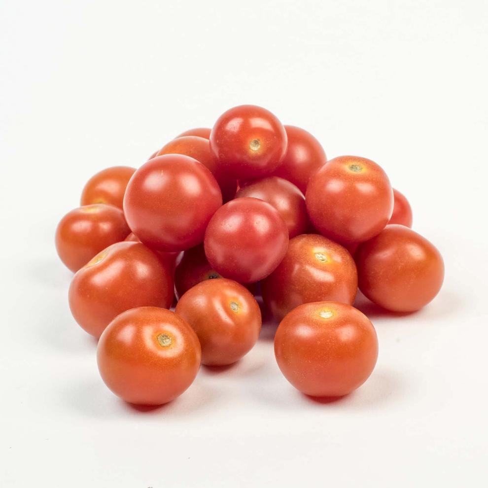 Cherry Tomatoes 227 g offers at $5.49 in Mayrand