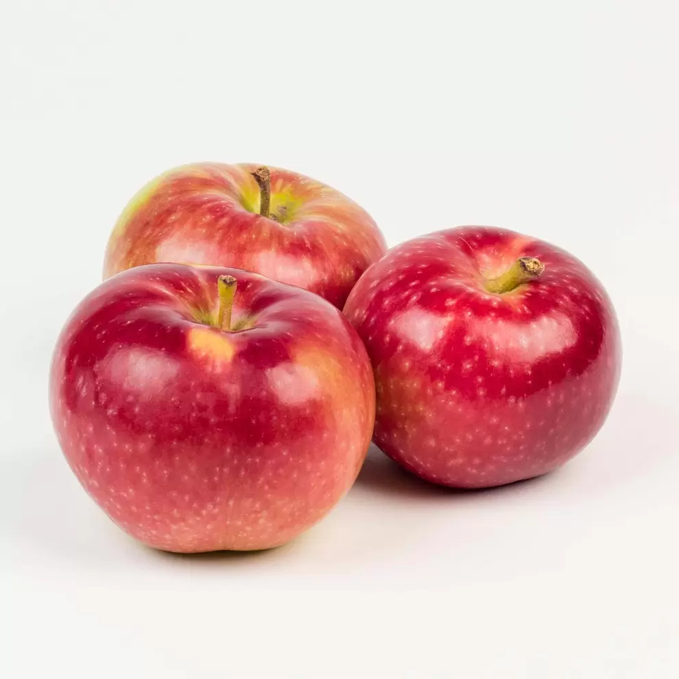 Cortland Apples 1,36kg offers at $3.69 in Mayrand